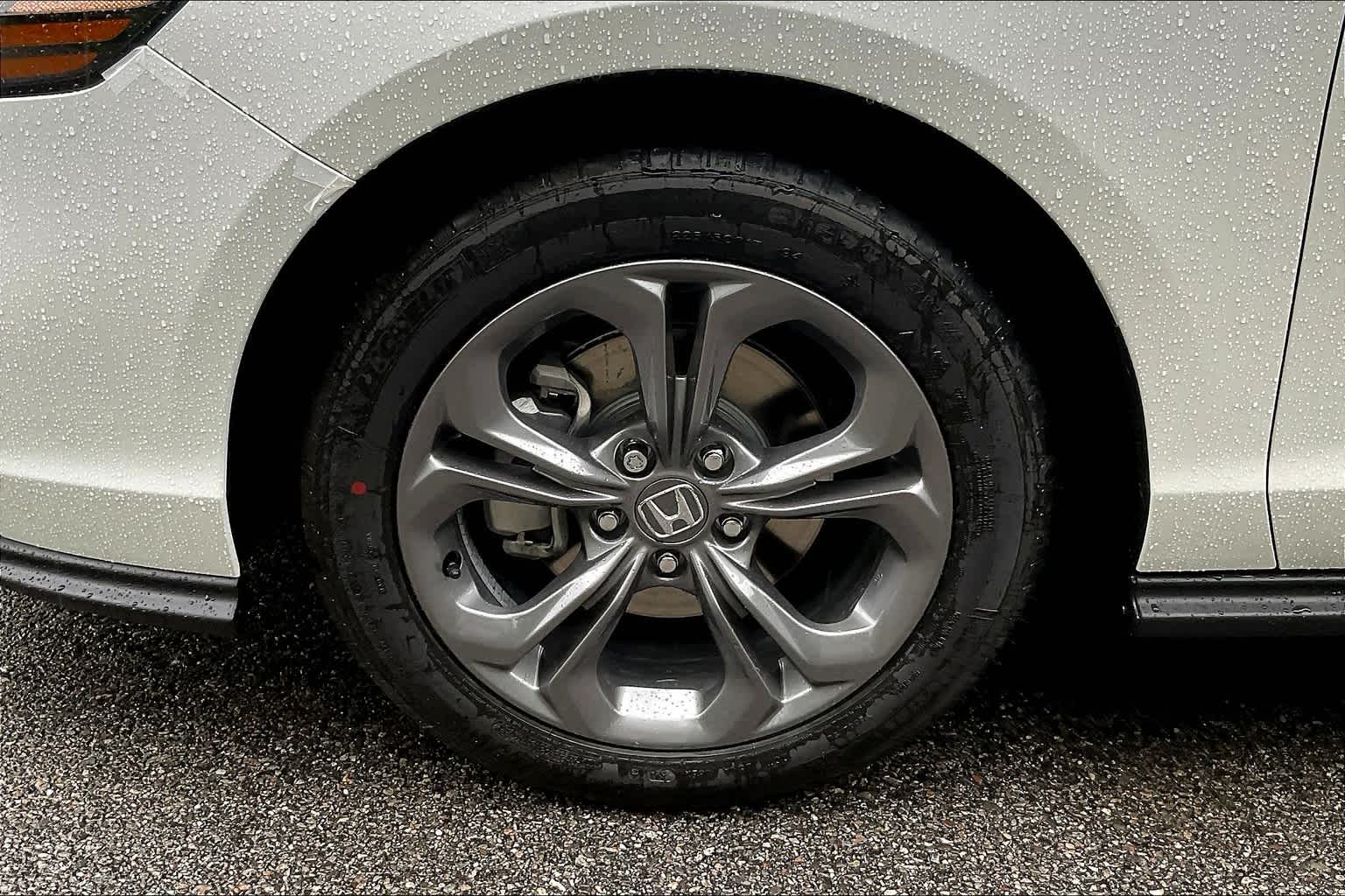 2024 Honda Accord EX - Photo 7