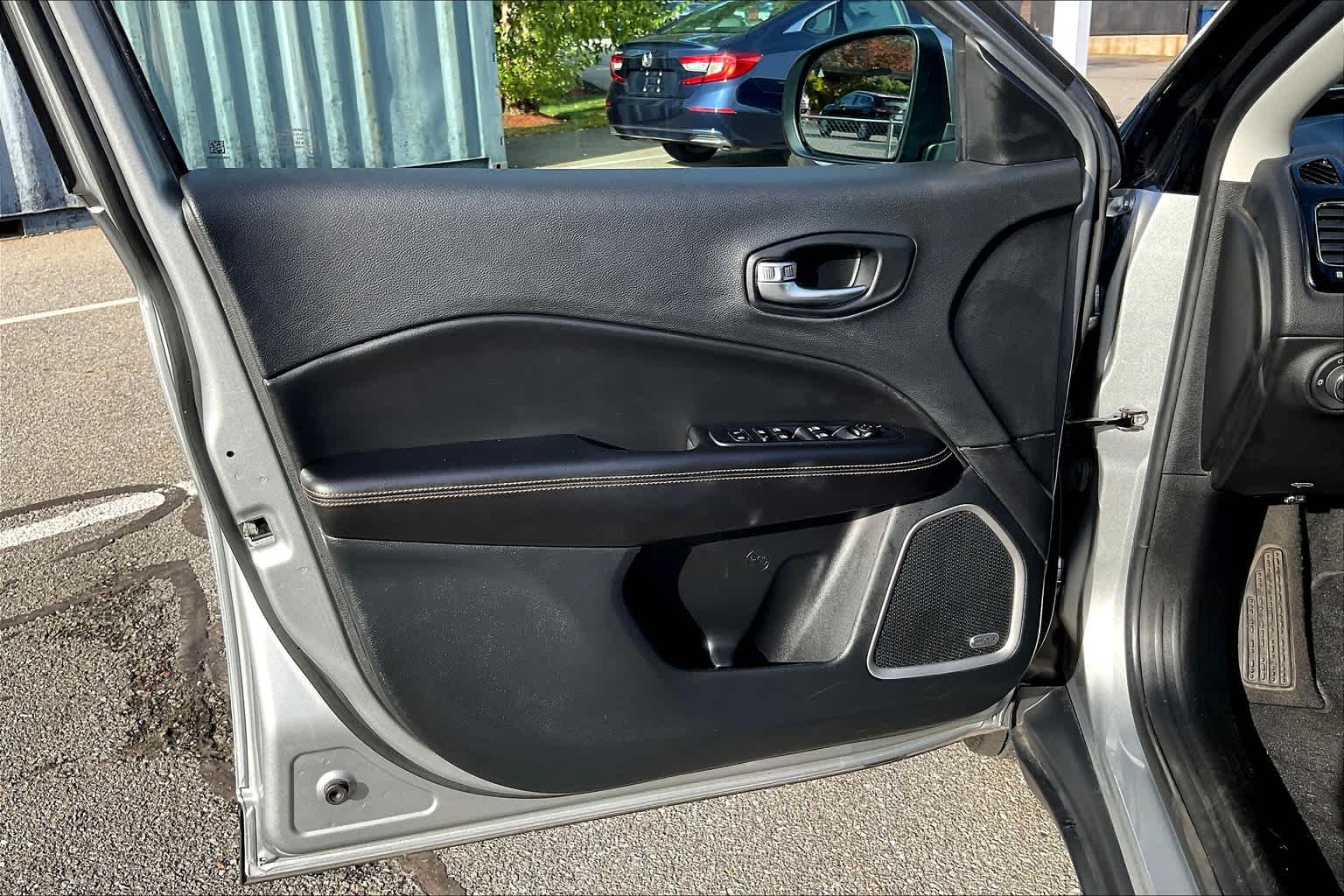2021 Jeep Compass Limited - Photo 11