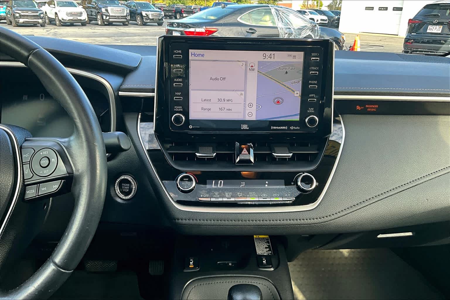2020 Toyota Corolla XLE - Photo 17