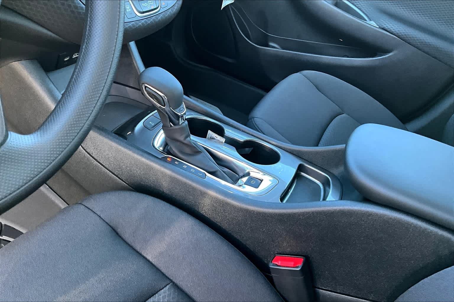 2024 Chevrolet Malibu LS - Photo 12