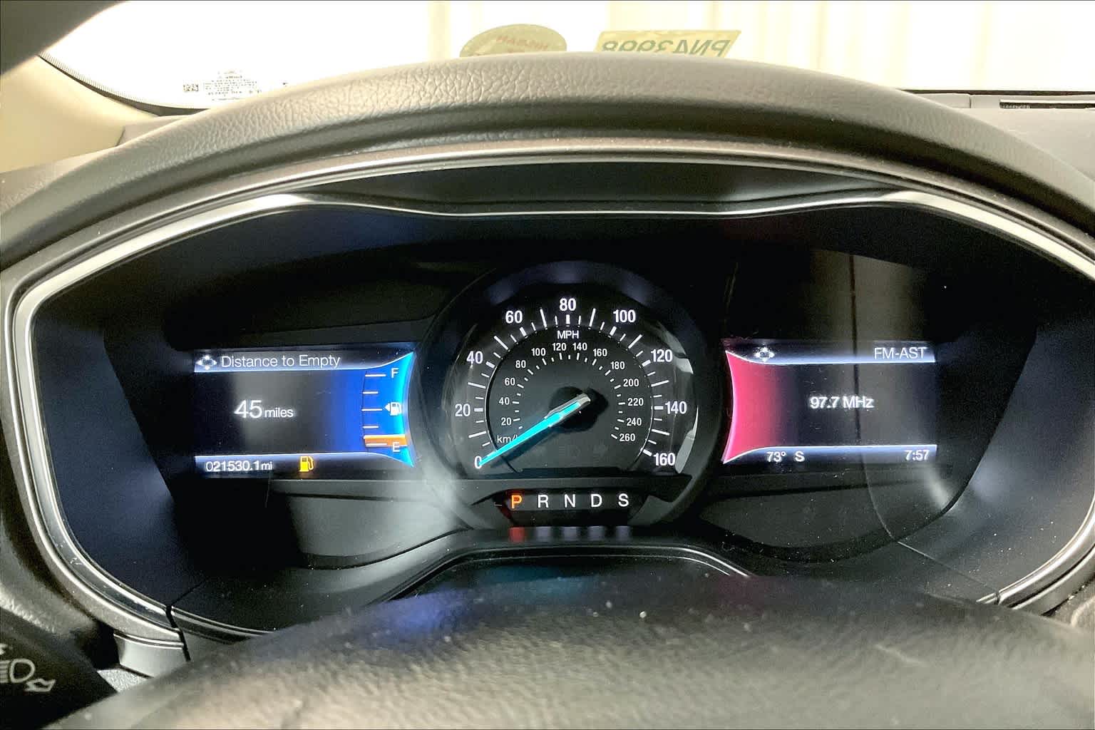 2020 Ford Fusion SE - Photo 24