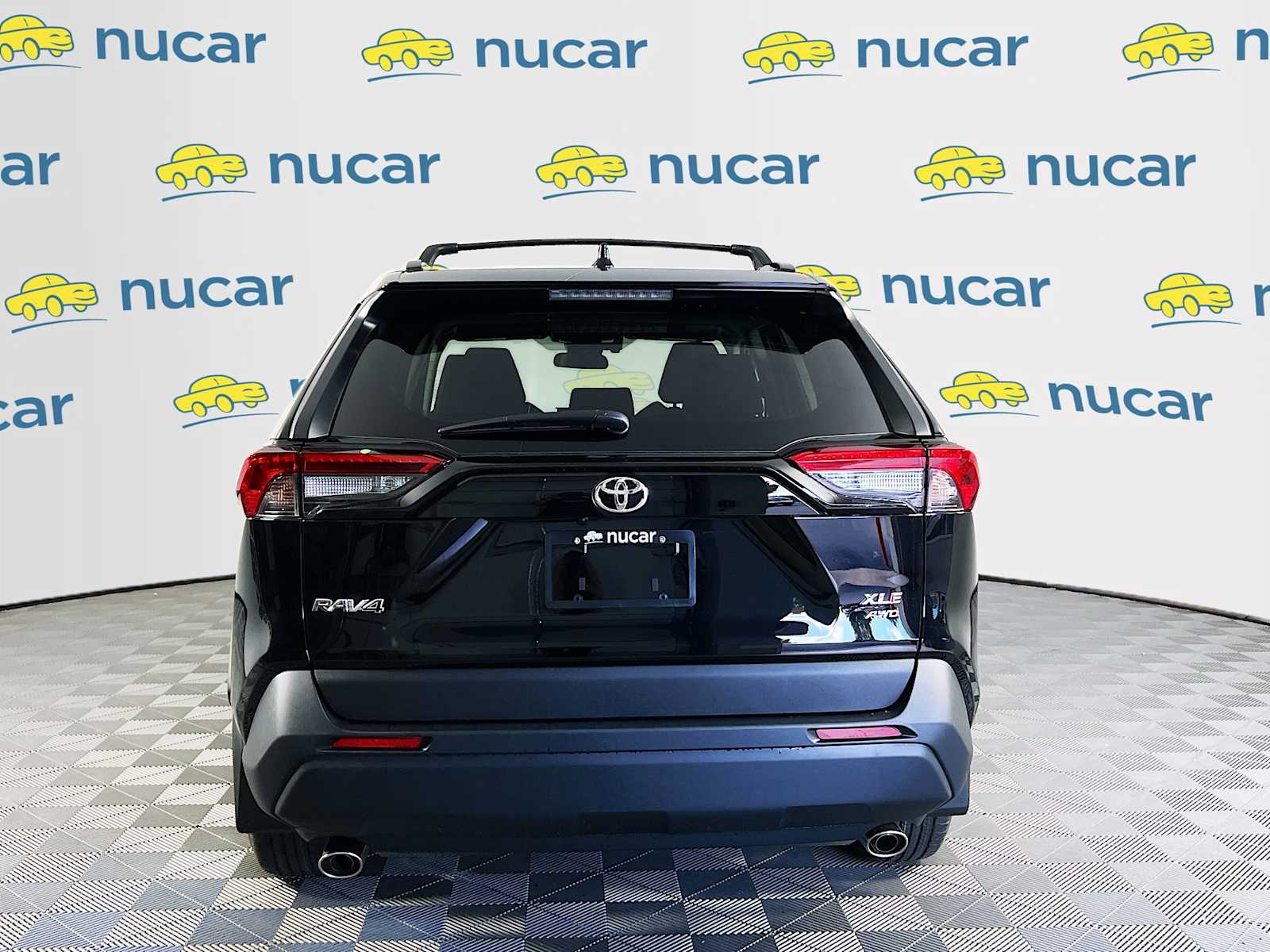 2024 Toyota RAV4 XLE - Photo 5
