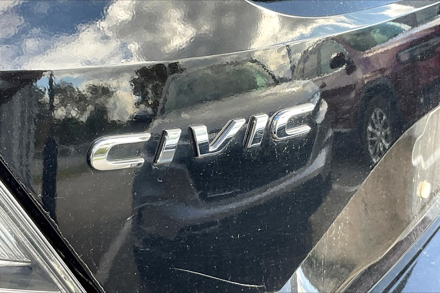 2018 Honda Civic Hatchback EX - Photo 6