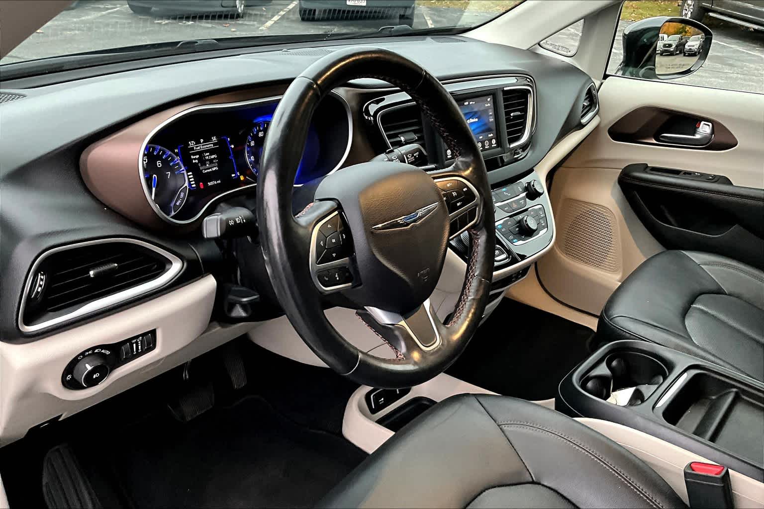 2019 Chrysler Pacifica Touring L - Photo 8