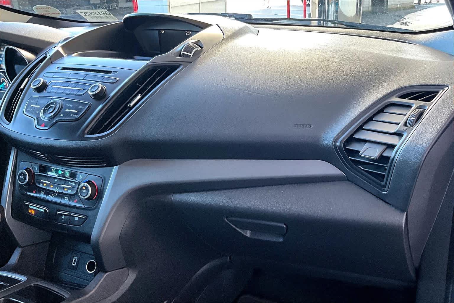 2018 Ford Escape SE - Photo 13