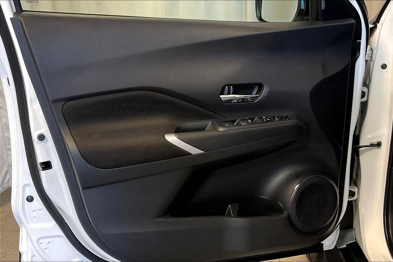 2021 Nissan Kicks SV - Photo 9