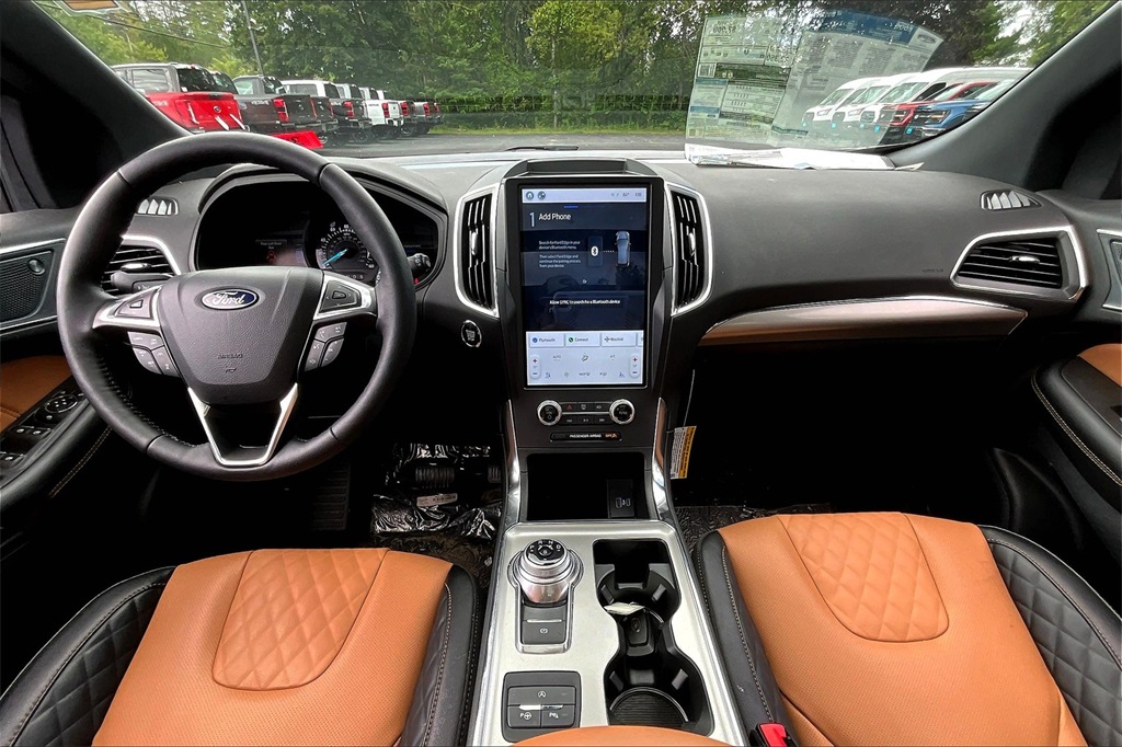 2024 Ford Edge Titanium - Photo 8