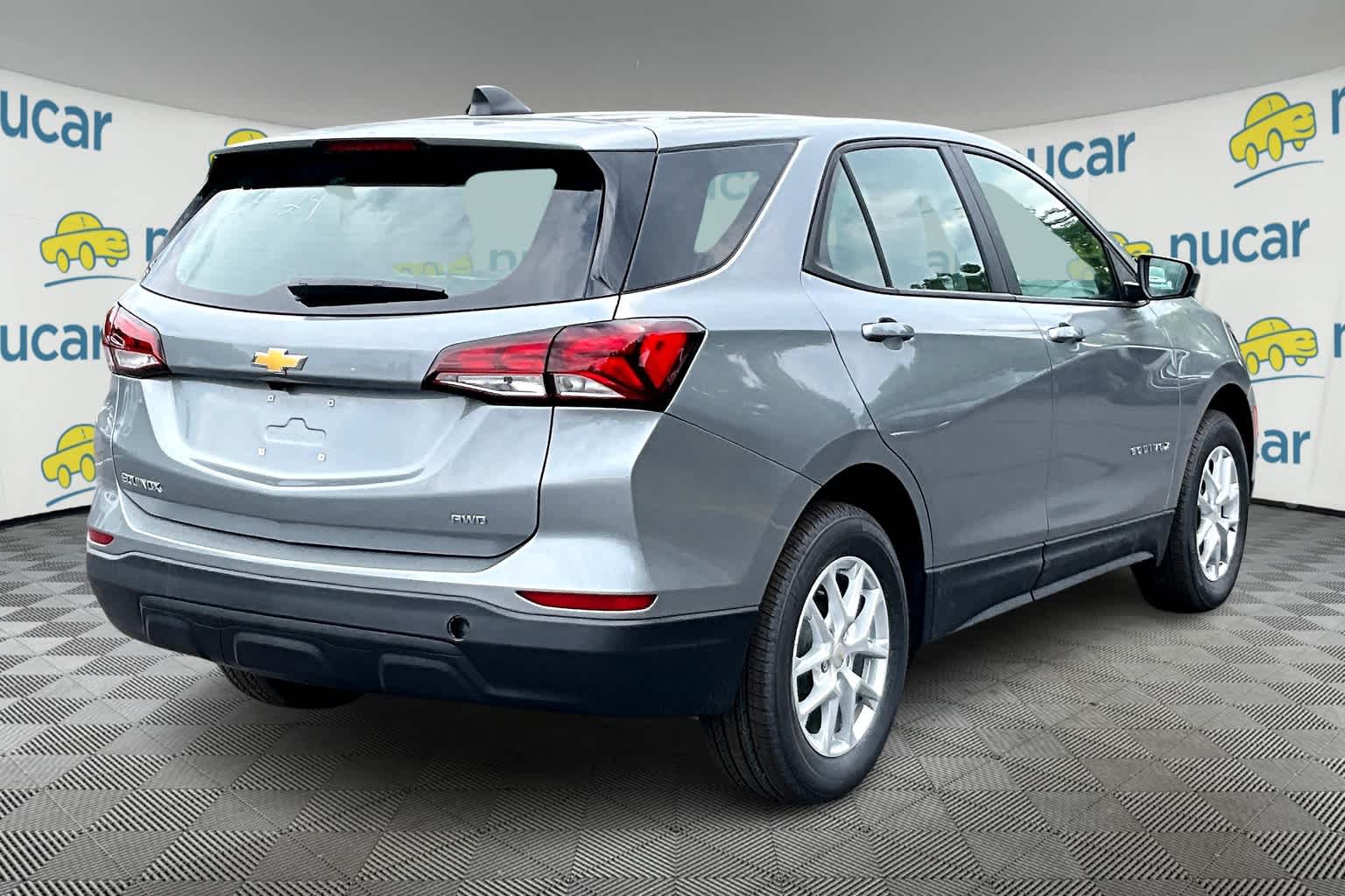 2024 Chevrolet Equinox LS - Photo 6