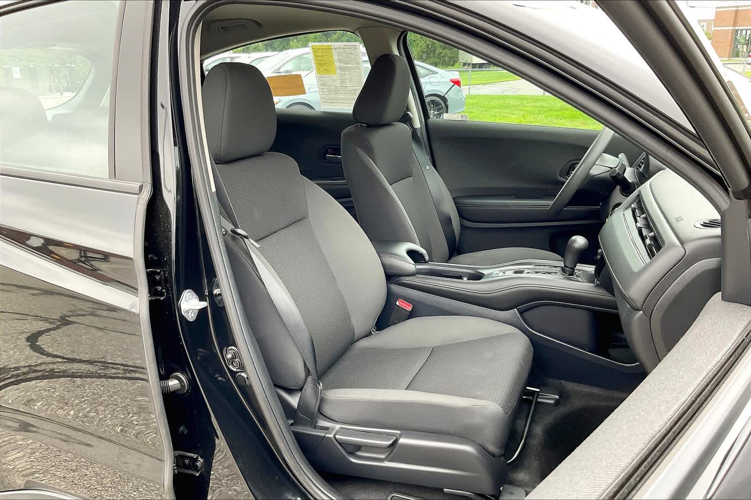 2022 Honda HR-V LX - Photo 11