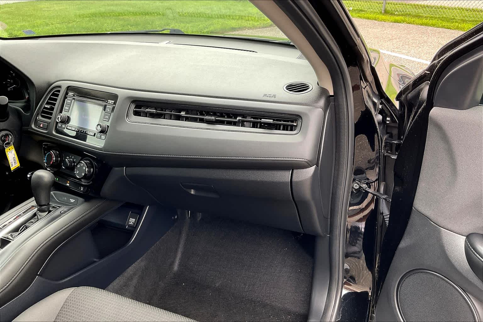 2022 Honda HR-V LX - Photo 13