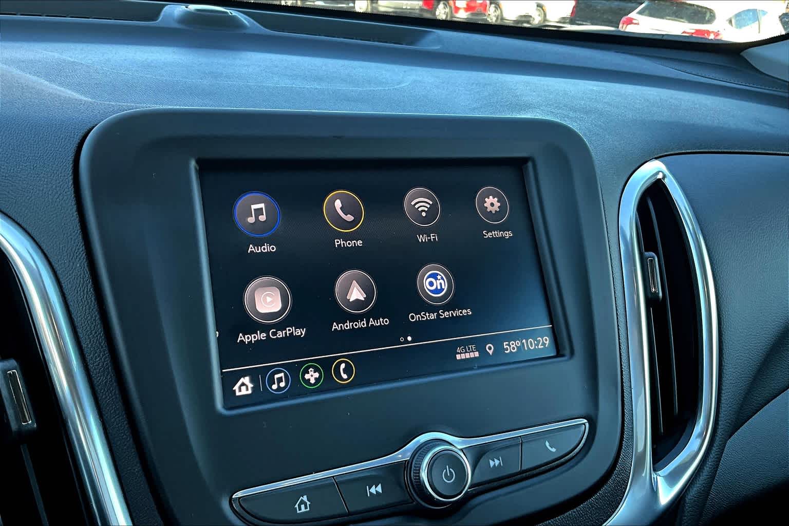 2021 Chevrolet Equinox LT - Photo 18