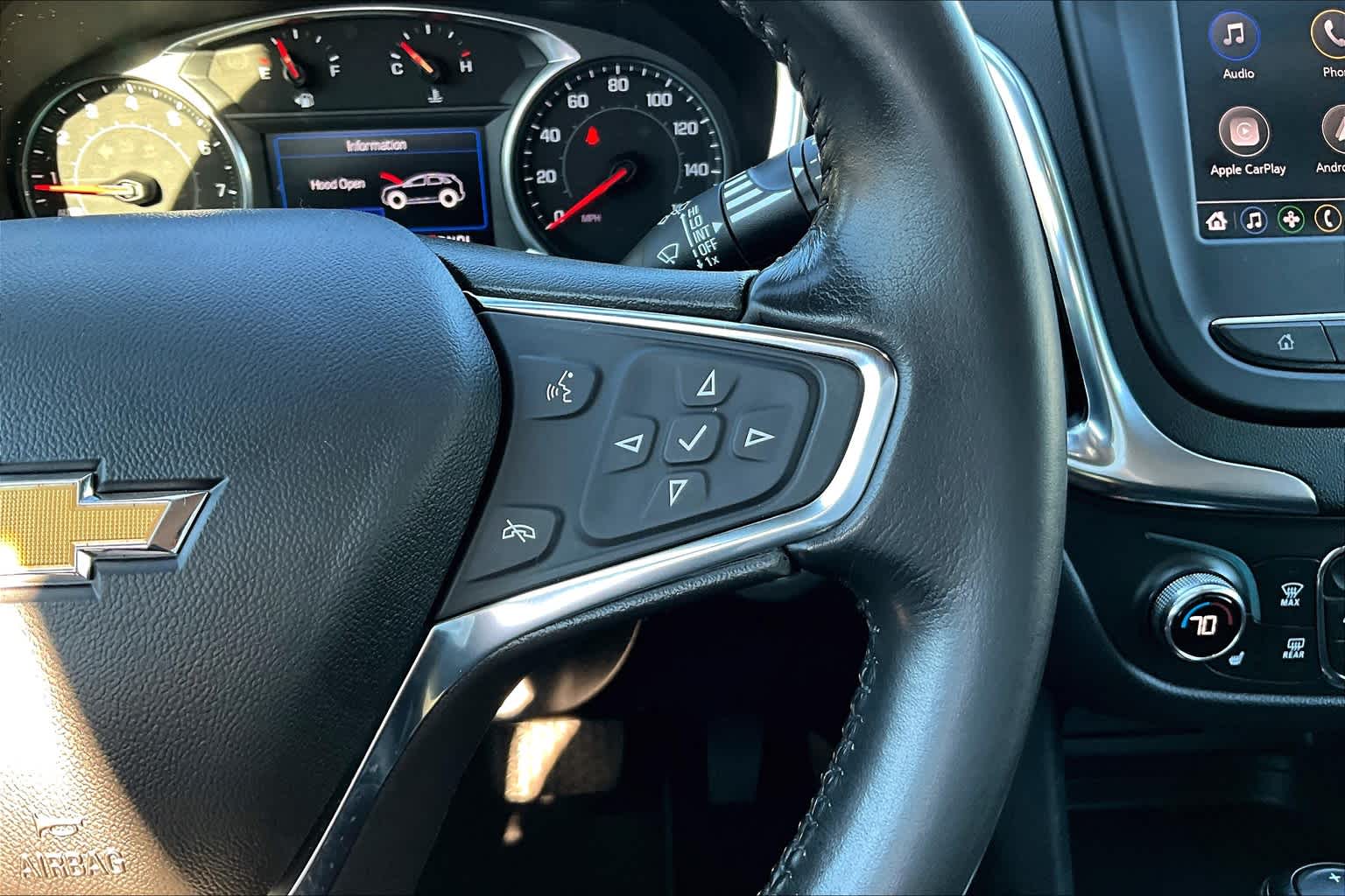 2021 Chevrolet Equinox LT - Photo 24