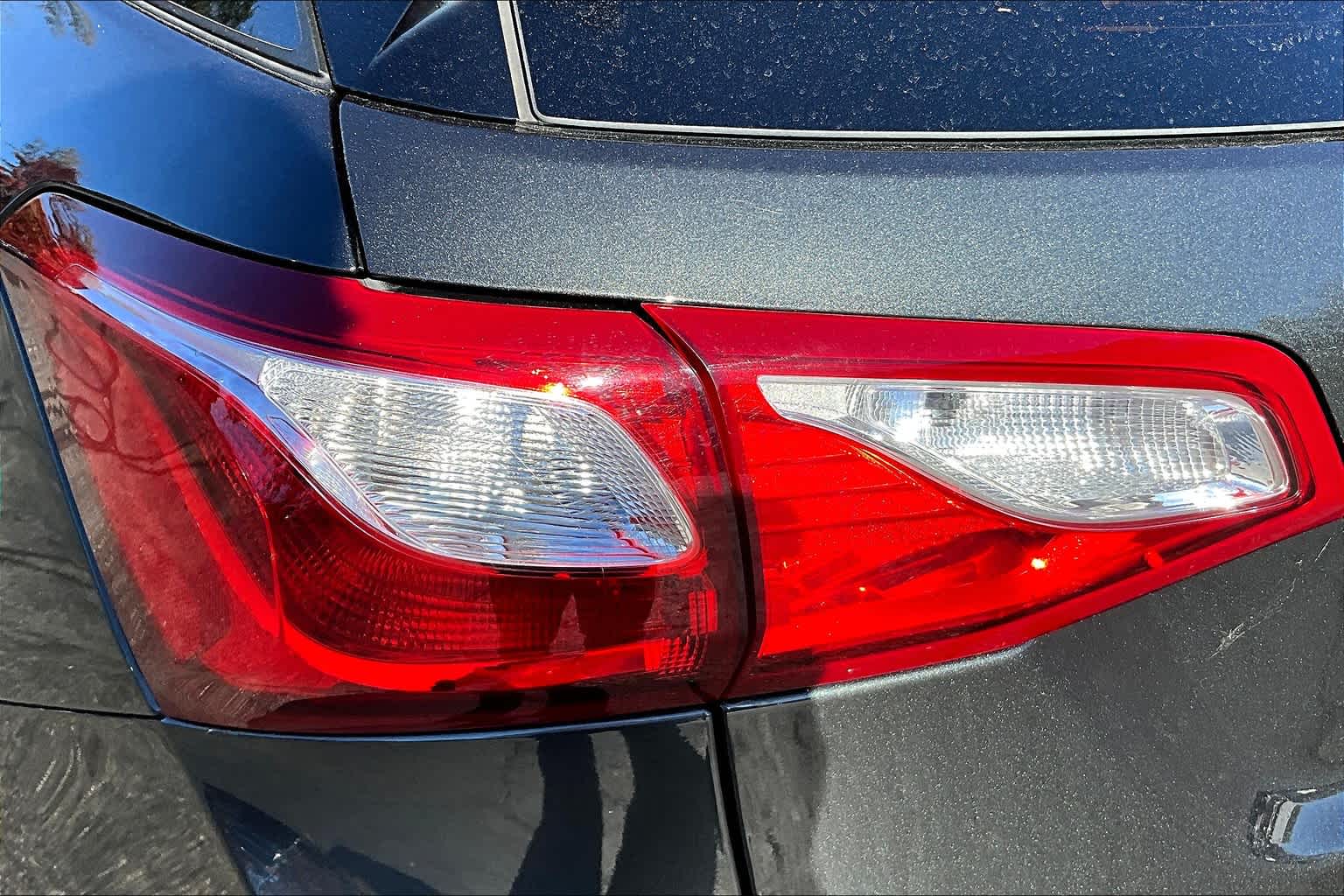 2021 Chevrolet Equinox LT - Photo 32