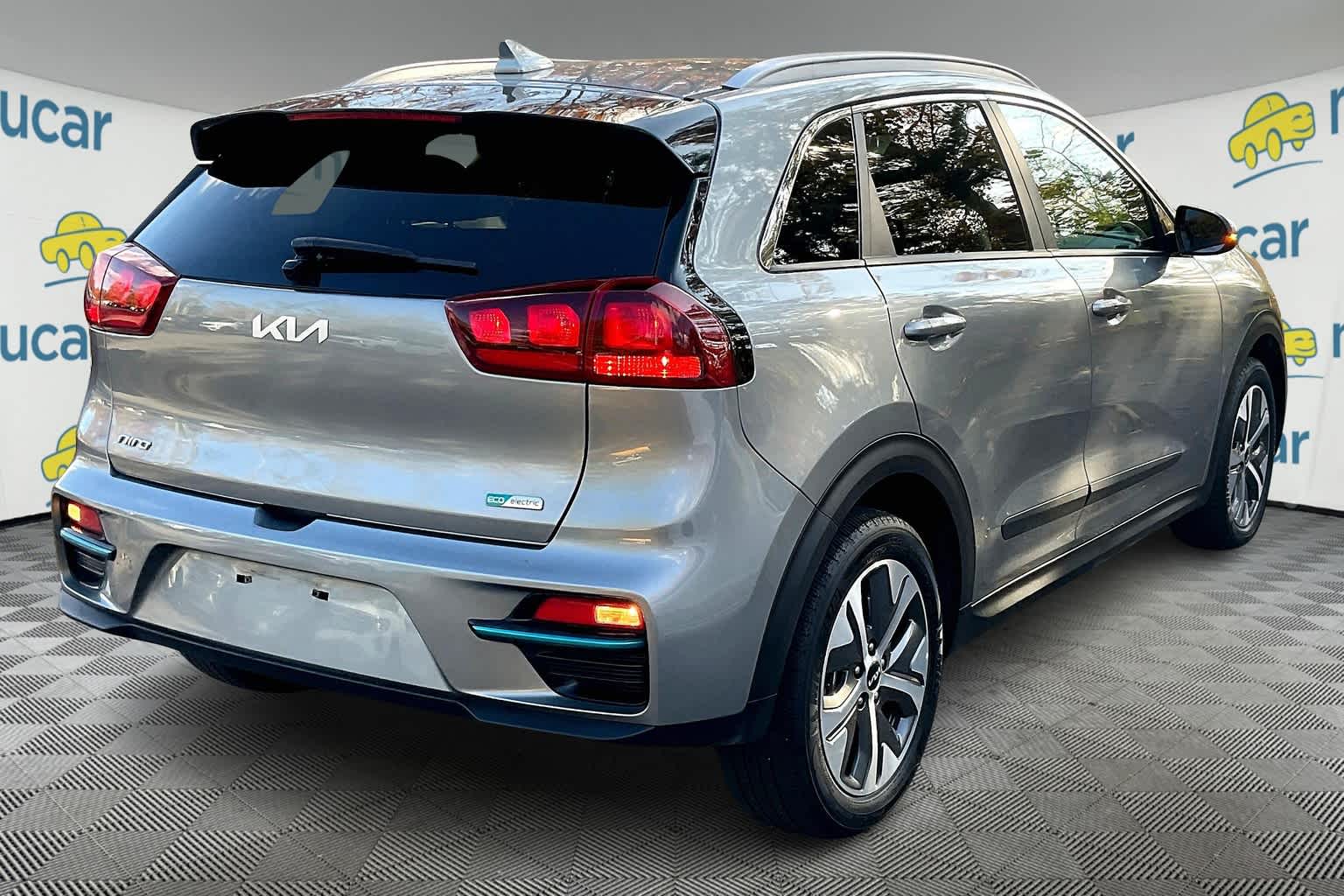 2022 Kia Niro EV EX - Photo 6