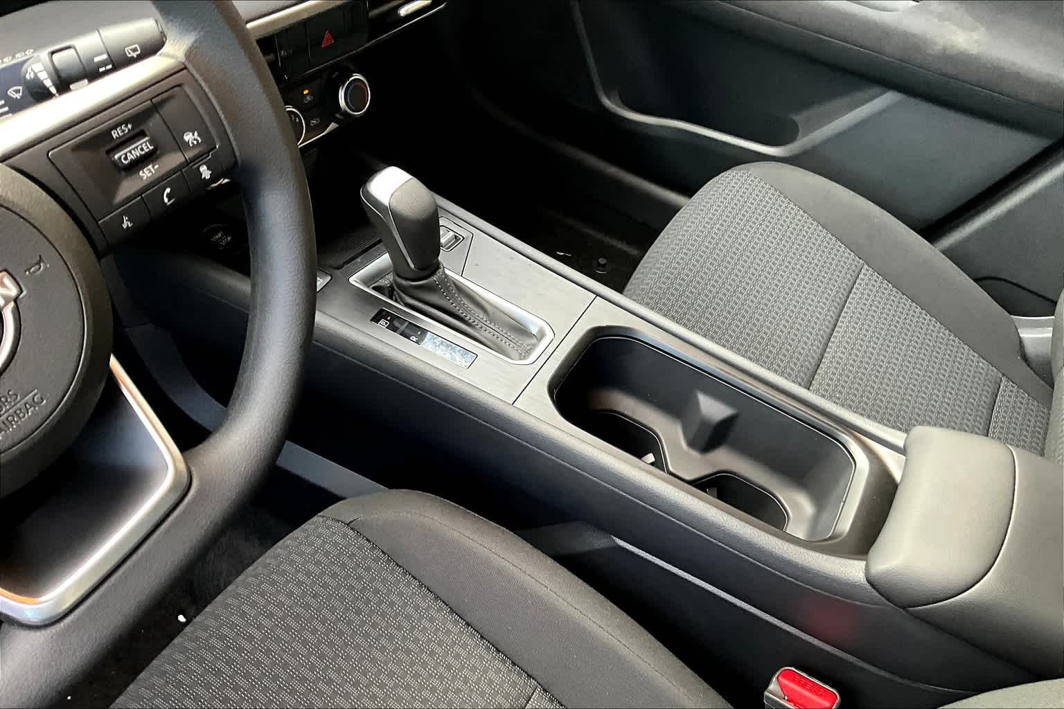 2025 Nissan Kicks S - Photo 13