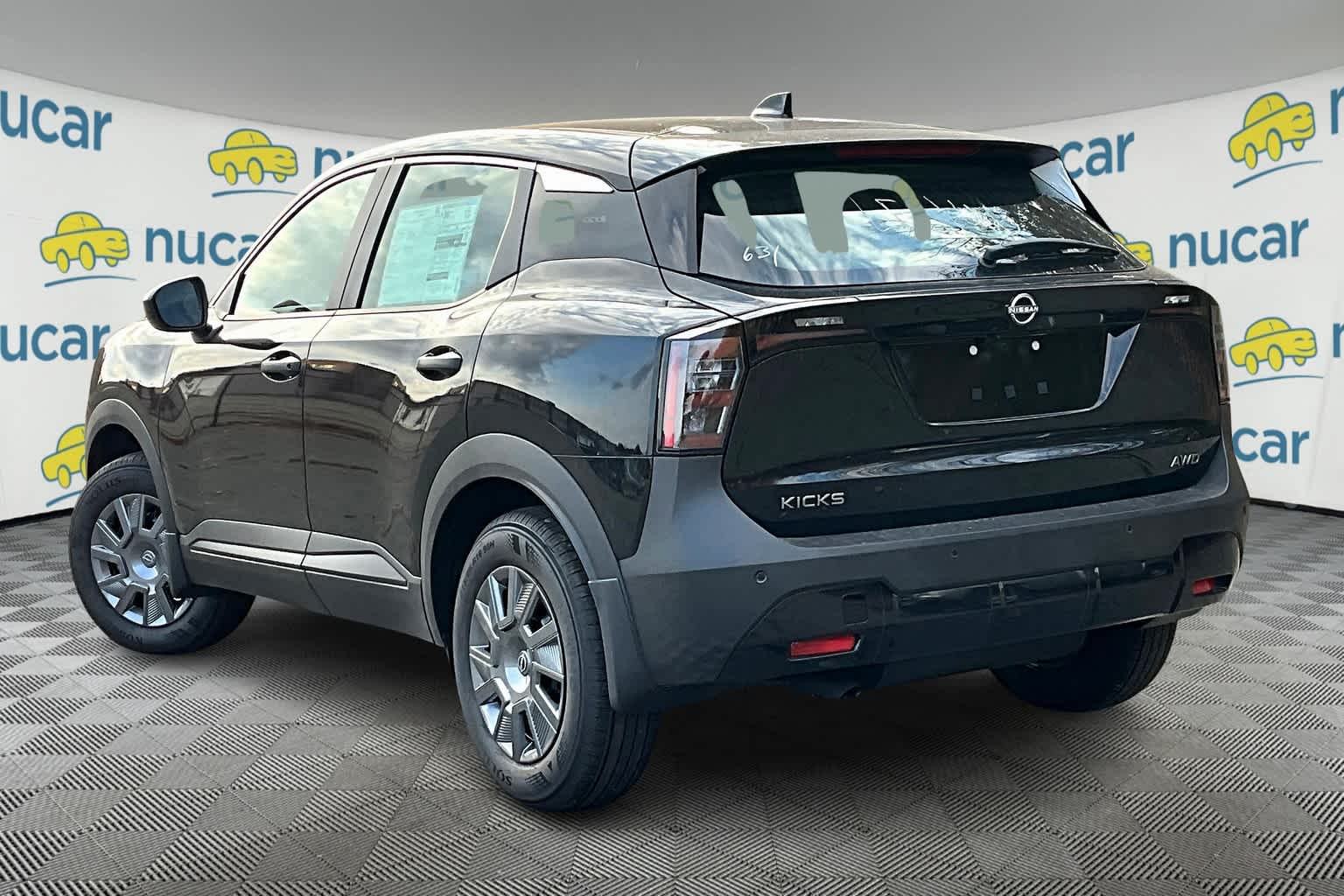 2025 Nissan Kicks S - Photo 4
