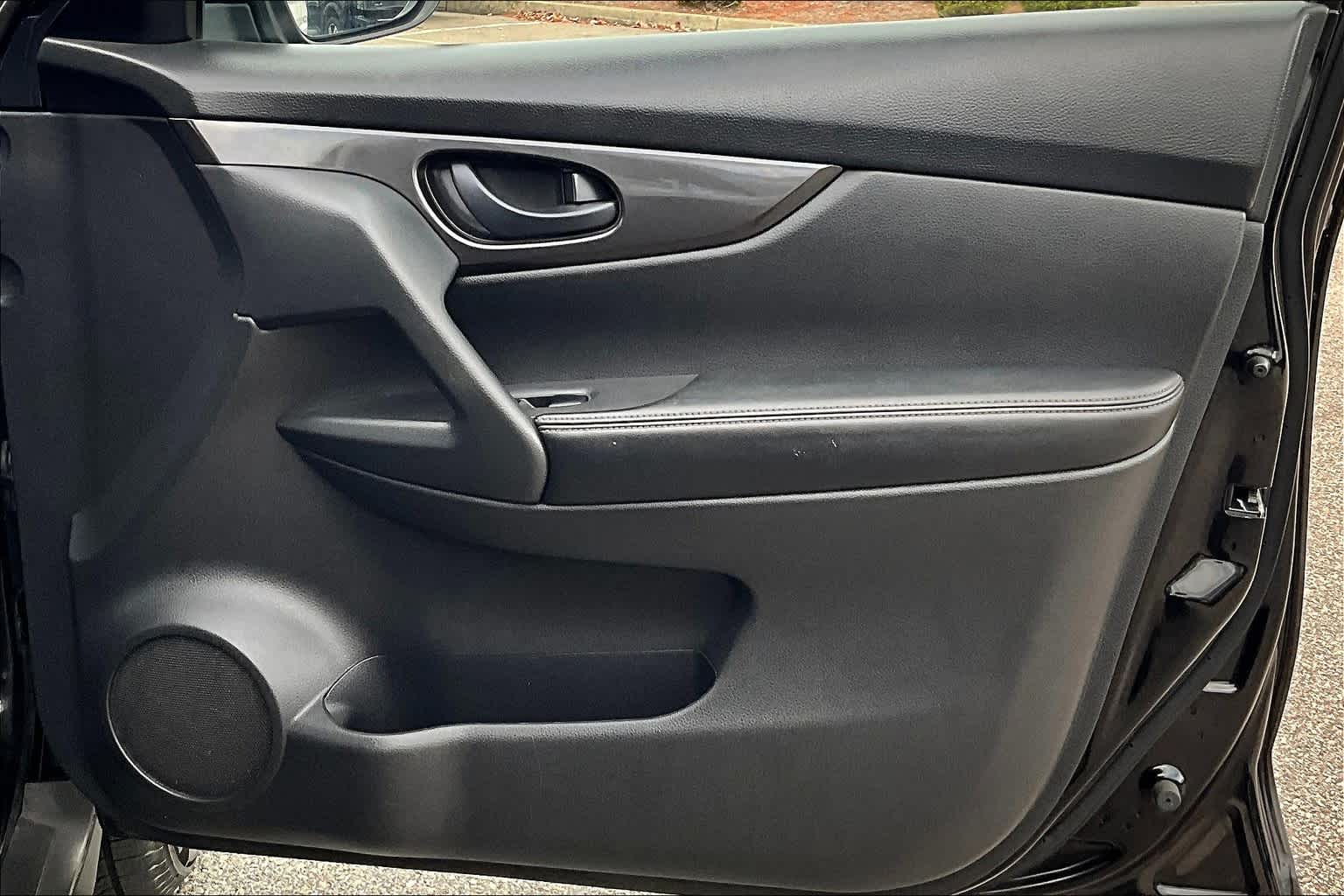 2020 Nissan Rogue S - Photo 12