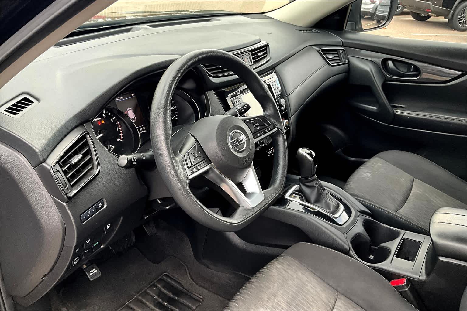 2020 Nissan Rogue S - Photo 8