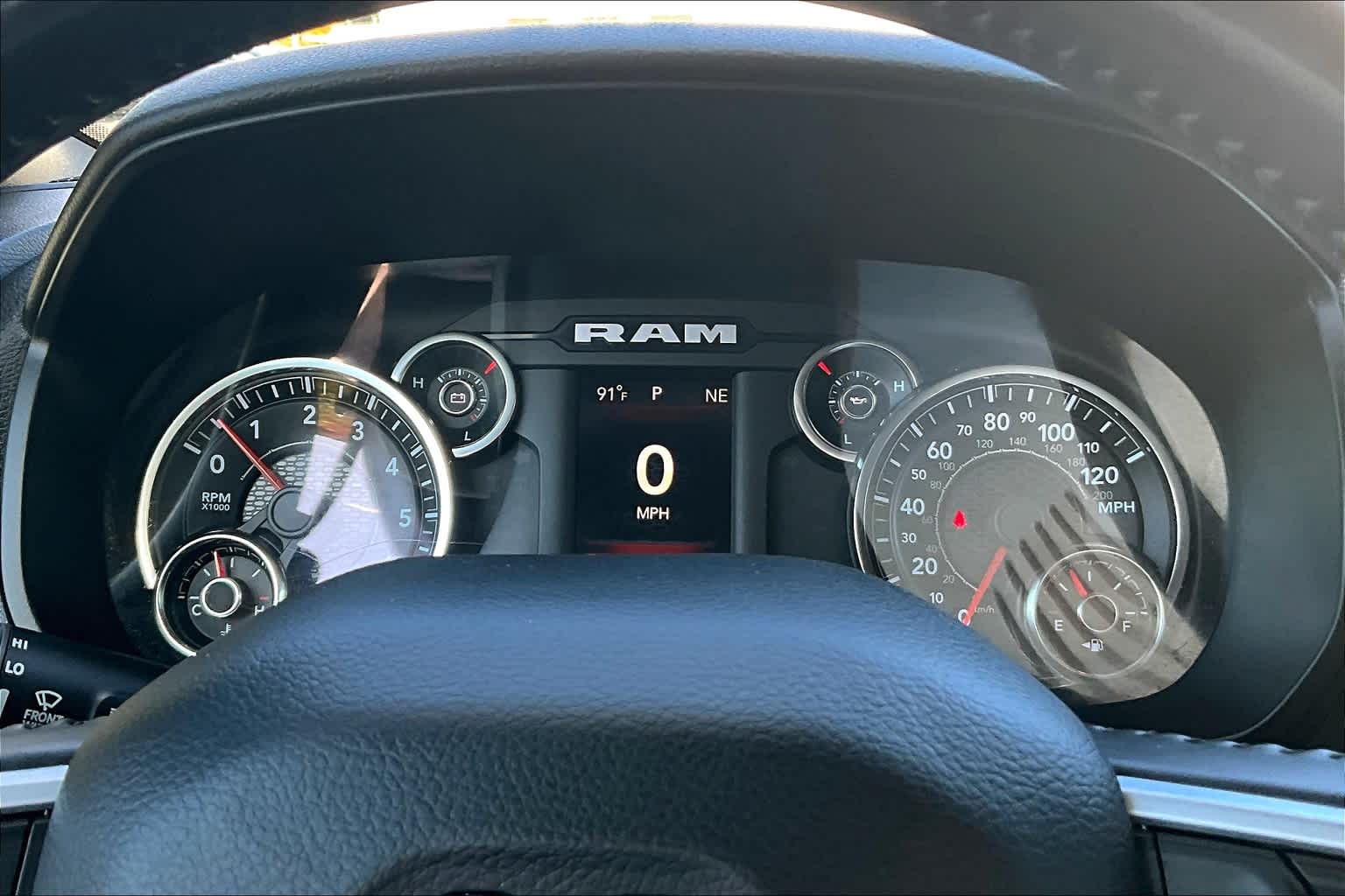 2021 Ram 1500 Big Horn 4x4 Crew Cab 57 Box - Photo 25