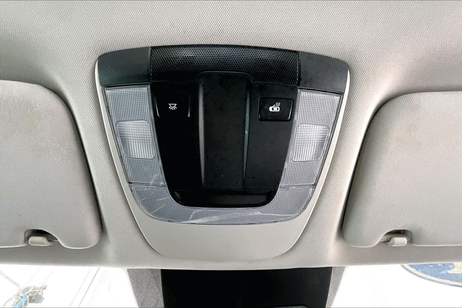 2021 Kia K5 LX - Photo 22