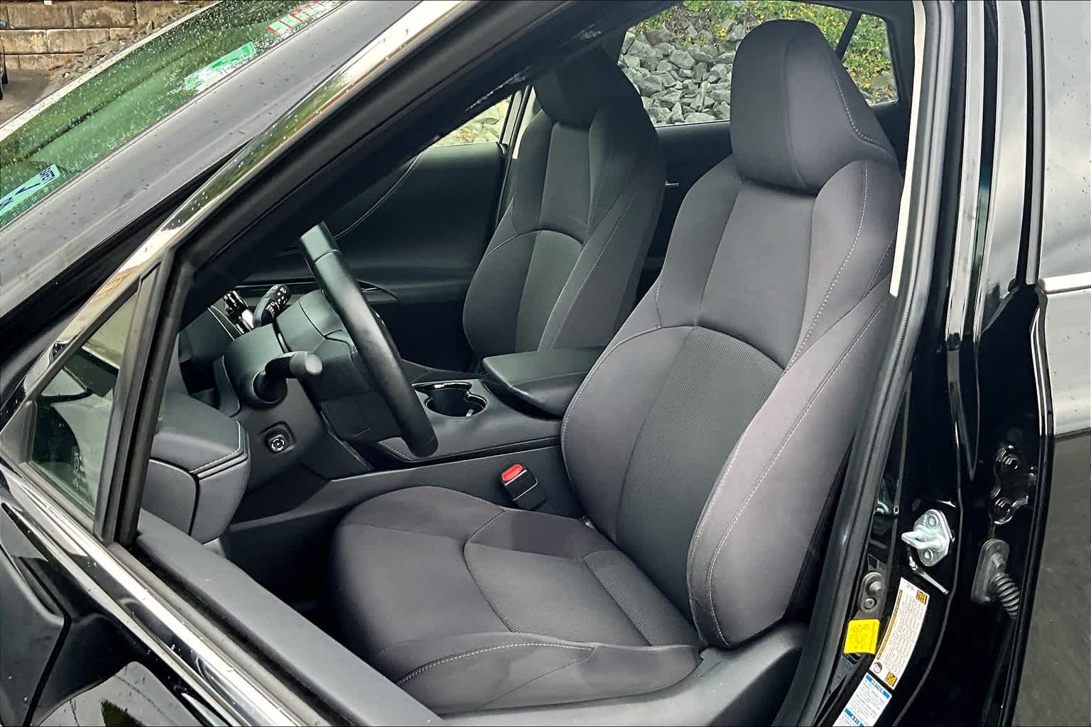 2021 Toyota Venza LE - Photo 10