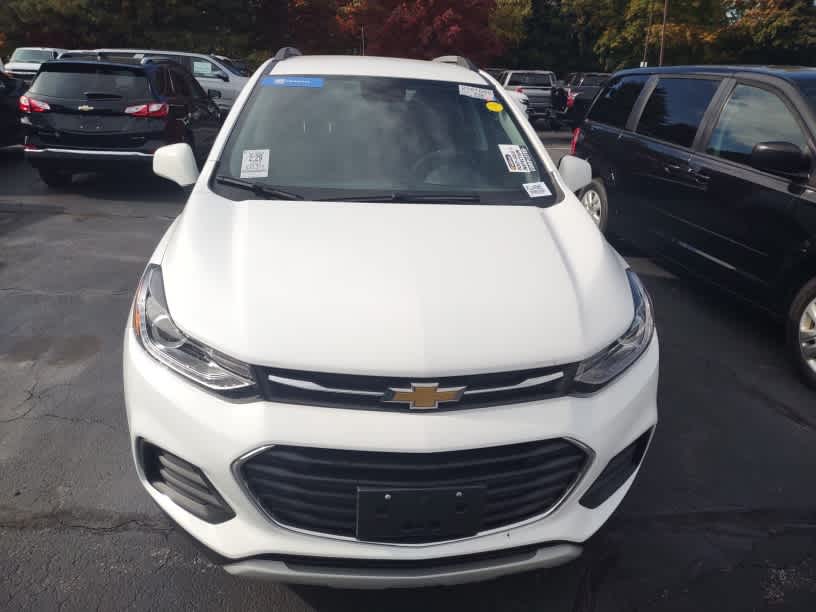 2022 Chevrolet Trax LT - Photo 2