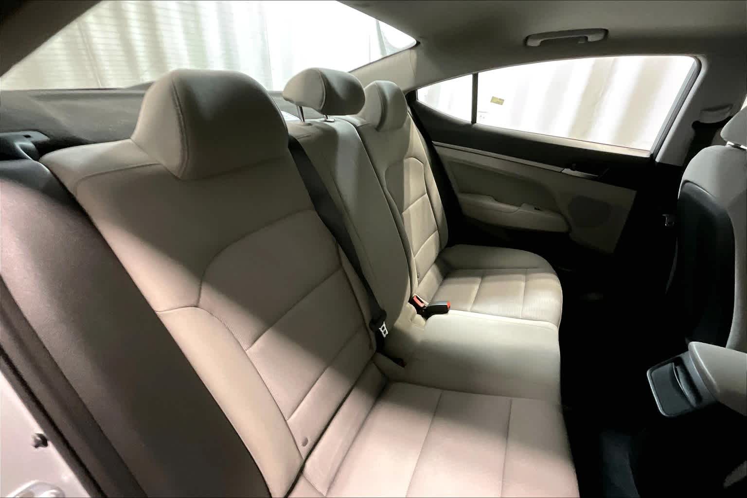 2018 Hyundai Elantra Value Edition - Photo 16