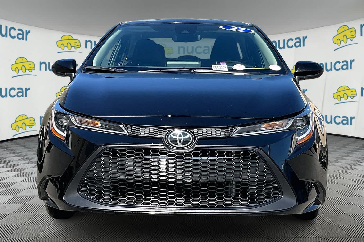 2022 Toyota Corolla LE - Photo 2