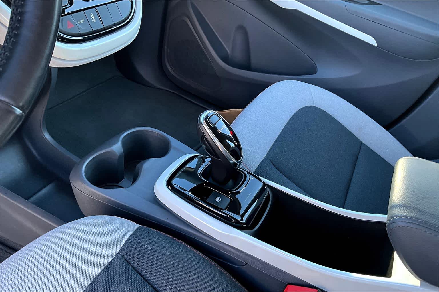 2020 Chevrolet Bolt EV LT - Photo 19