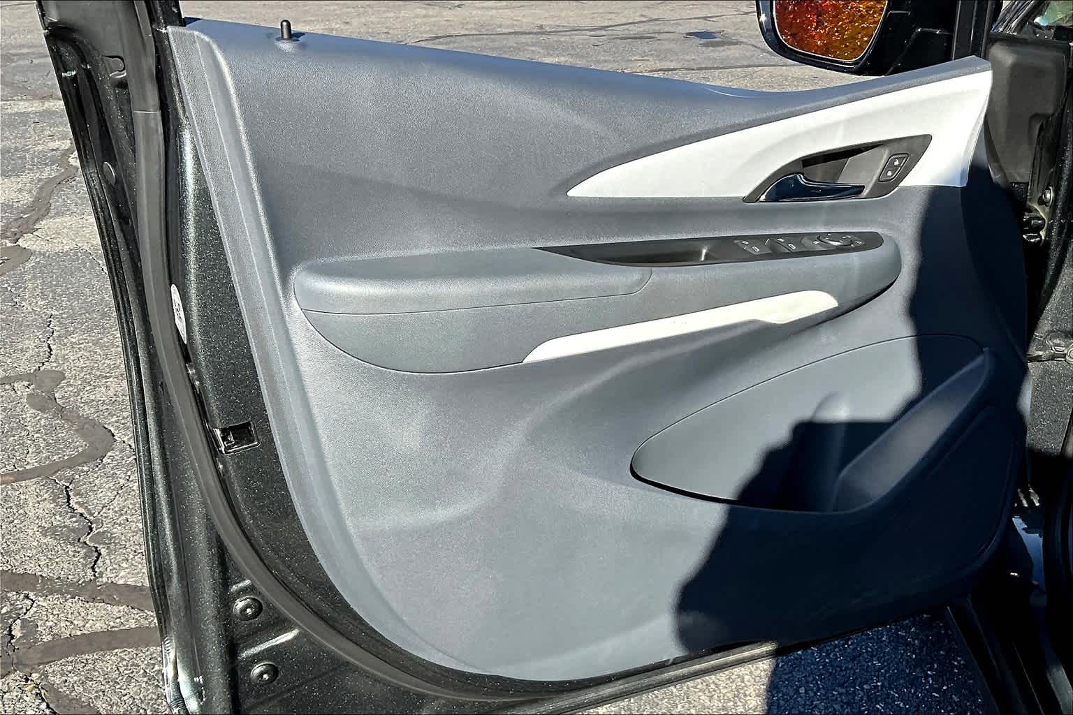 2020 Chevrolet Bolt EV LT - Photo 9