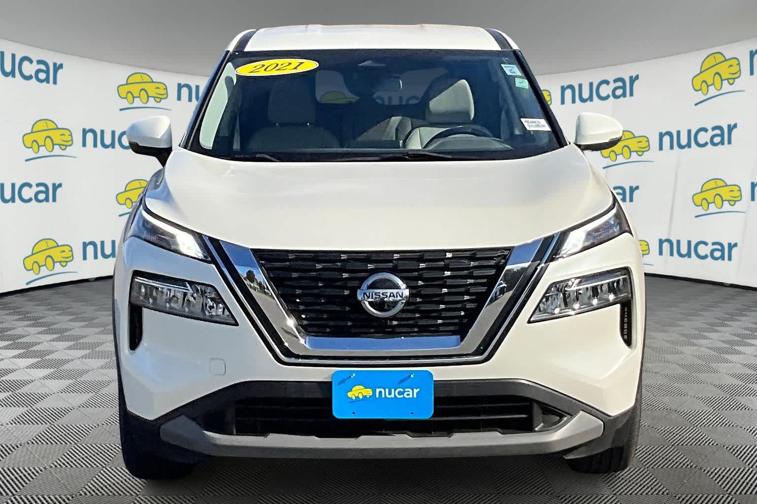 2021 Nissan Rogue SV - Photo 2