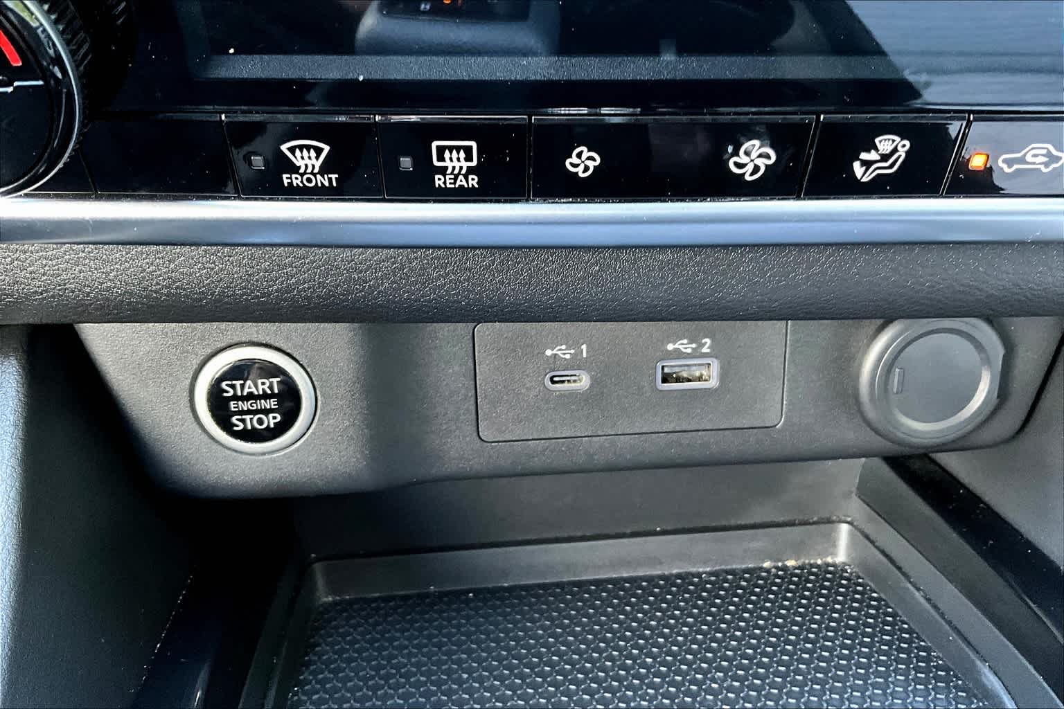 2021 Nissan Rogue SV - Photo 25