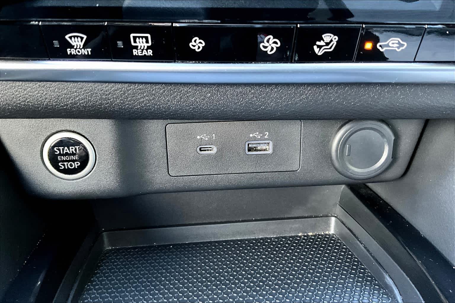 2021 Nissan Rogue SV - Photo 26