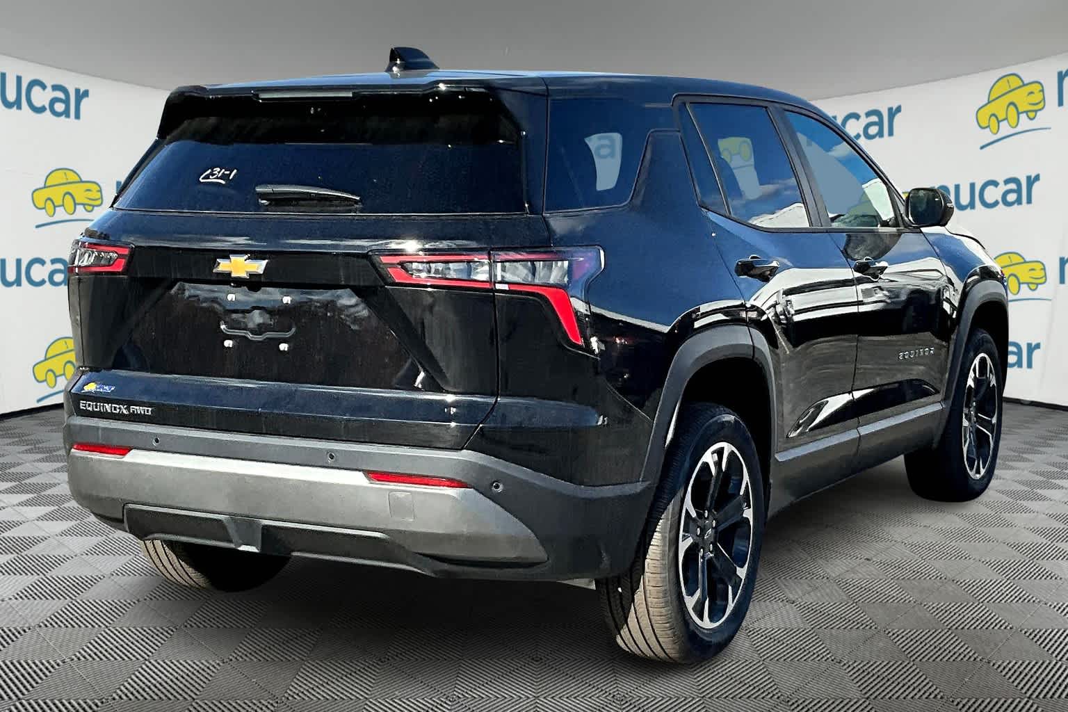 2025 Chevrolet Equinox AWD LT - Photo 6