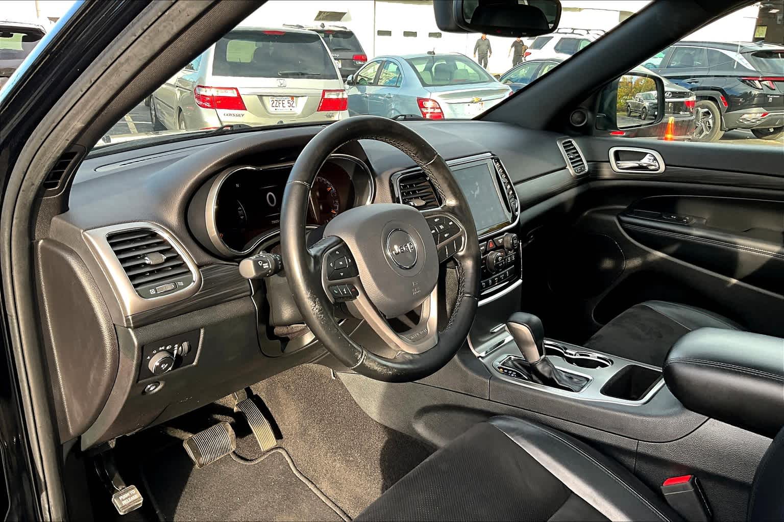 2020 Jeep Grand Cherokee Altitude - Photo 8