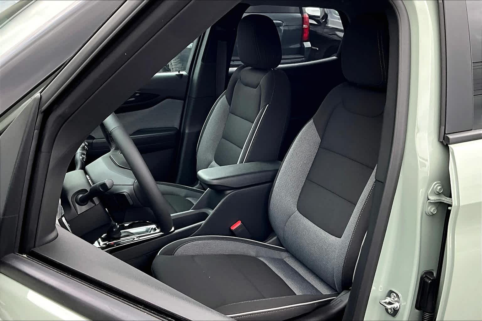 2025 Chevrolet TrailBlazer LT - Photo 10