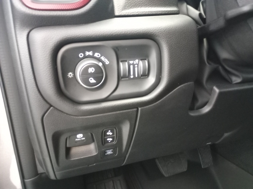 2025 Ram 1500 Rebel - Photo 10