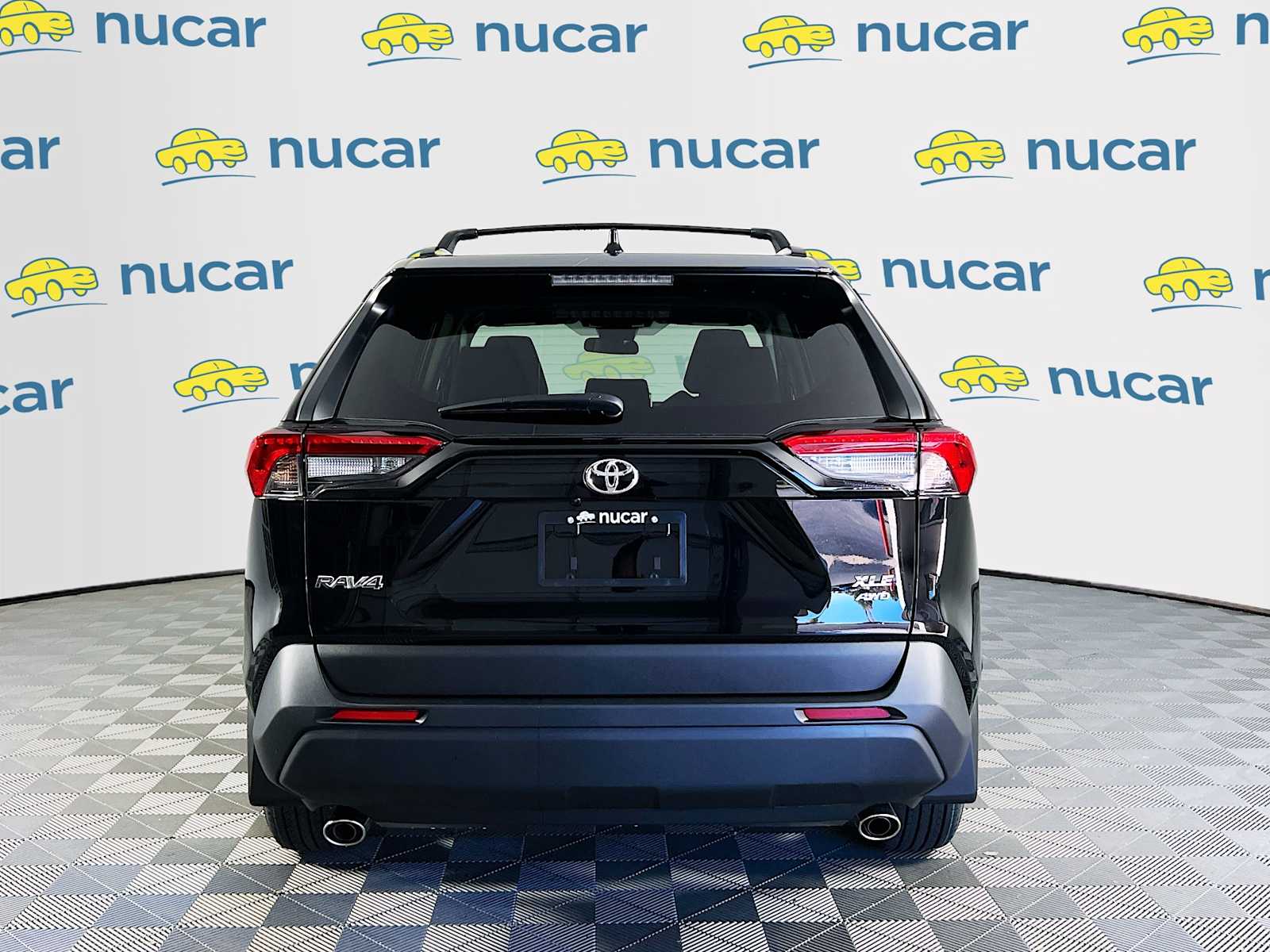 2024 Toyota RAV4 XLE - Photo 5