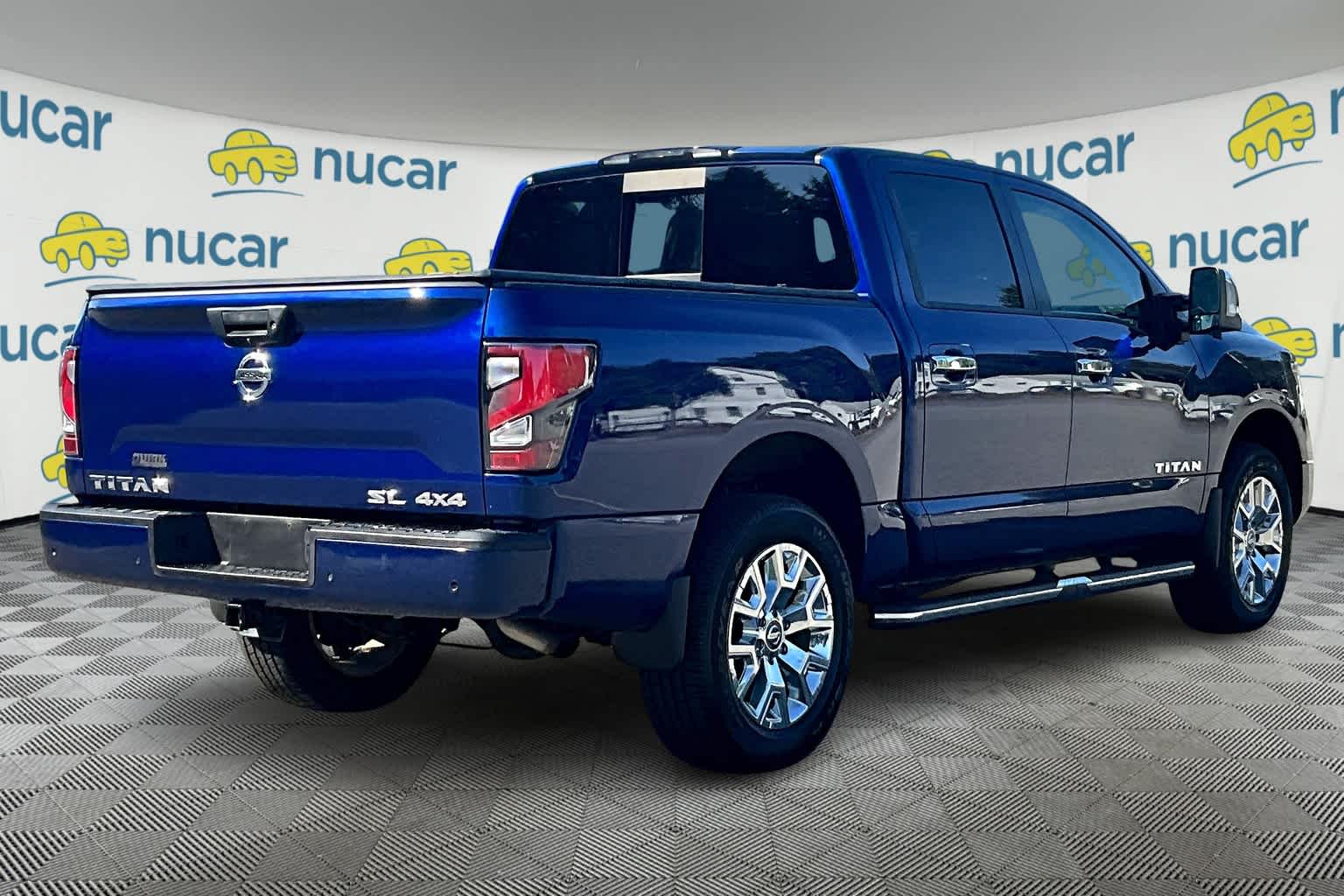 2021 Nissan Titan SL 4x4 Crew Cab - Photo 6
