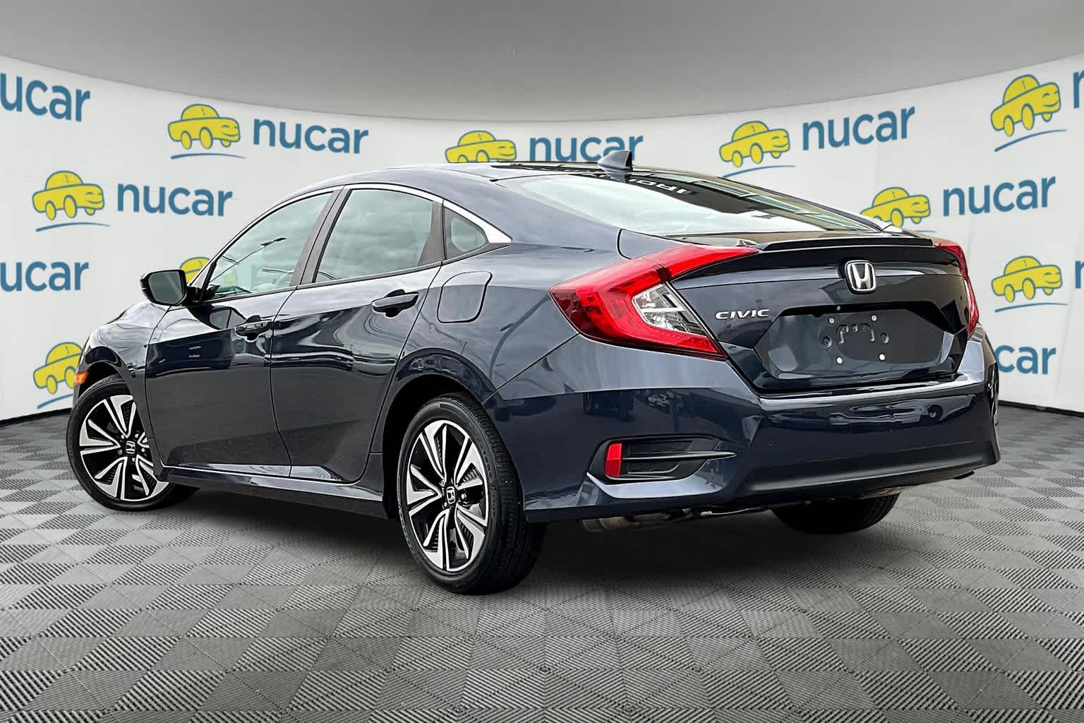 2017 Honda Civic EX-L - Photo 4
