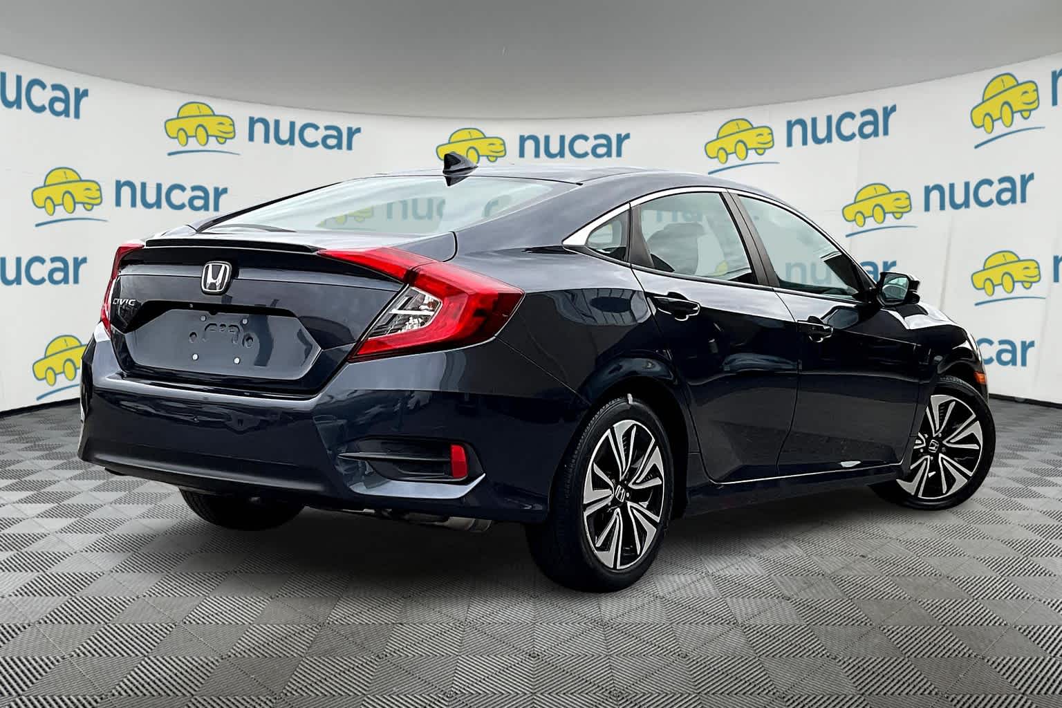 2017 Honda Civic EX-L - Photo 6