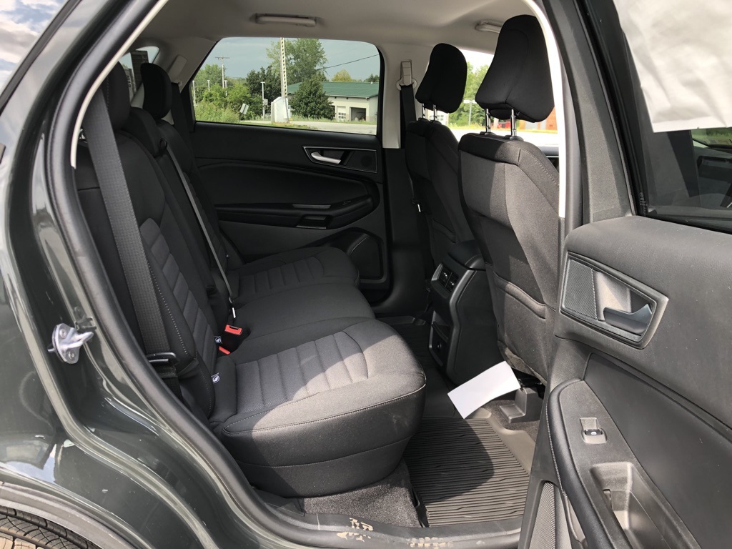 2024 Ford Edge SE - Photo 19